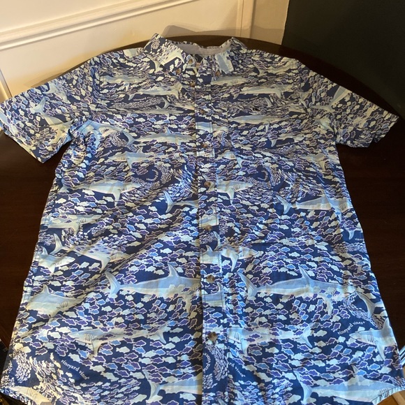 Vineyard Vines Shark Button Down - Picture 2 of 8